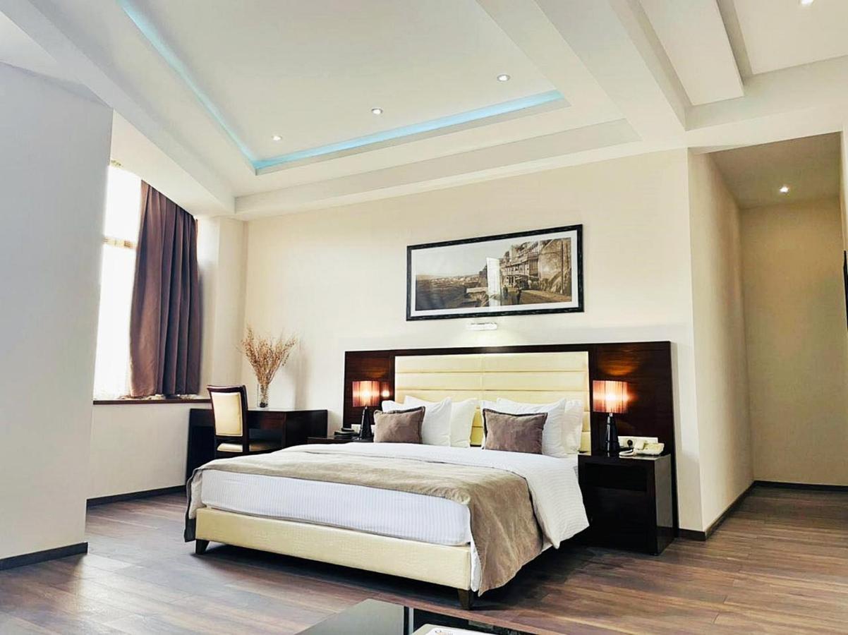 Hotel Orion Tiflis Dış mekan fotoğraf